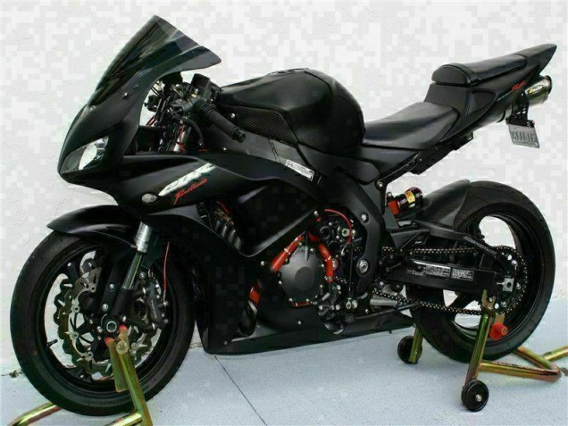 Carénage CBR 1000 RR 06-07 - Noir Carénage CBR 1000 RR 06-07 - Noir