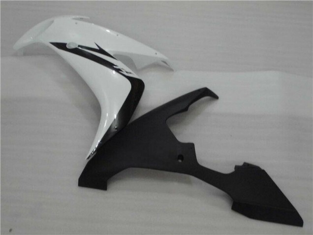 Carénage R1 04-06 - Blanc Noir Flamme