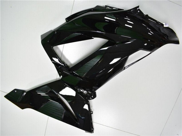 Carénage ZX6R 13-18 - Noir Brillant Carénage ZX6R 13-18 - Noir Brillant