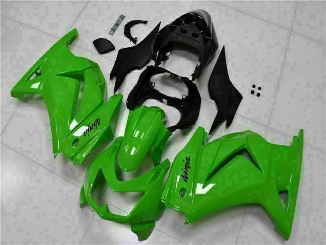 Kit Carénages & Plastique EX250 08-12 - Vert Noir Ninja Kit Carénages & Plastique EX250 08-12 - Vert Noir Ninja